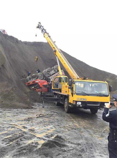 裕安区上犹道路救援